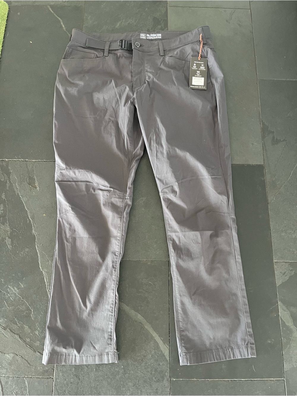 NWT Alaskan Hardwear Duluth Trading Co Men's Charcoal Gray outdoor pants 38x30